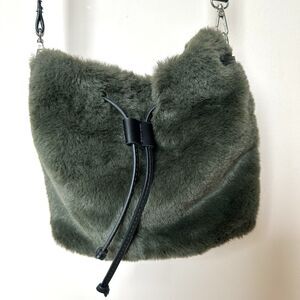 House Of Harlow 1960 Bag Green Fleece Adjustable Shoulder Strap Preppy Unique